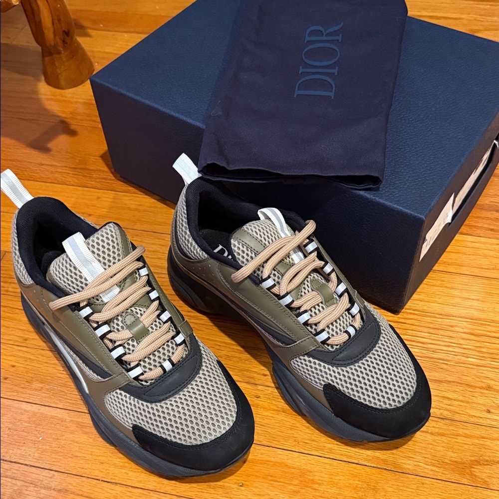 Dior B22 ‘Khaki’ - Picture 12 of 14